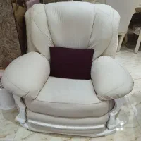 مبل ۷ نفره چرم|مبلمان خانگی و میز عسلی|رودسر, |دیوار