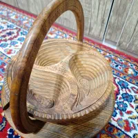 ظرف سنتی و دست ساز پذیرایی