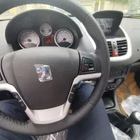 پژو 207i سقف شیشه ای دنده ای - 1404