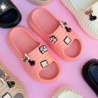 دمپایی عروسکی