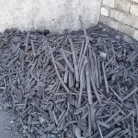 زغال قلم فوق اعلا