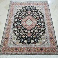 فرش و قالیچه دستباف تبریز مشکی طرح بنام