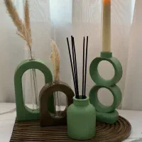 دکوری میزوسط و استند لوازم آرایشی