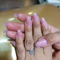 کاشت ناخن