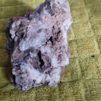 سنگ قیمتی کهربا پرتو زا