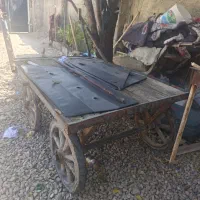 گاری چهار چرخ