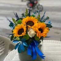 نیروی کار در گل فروشی وگلخانه