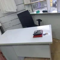 سلام یک عددصندلی کمک دار یک عدد میزتمیز|فروشگاه و مغازه|شیراز, وصال|دیوار