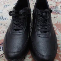 کتونی کلاسیک کارمندی