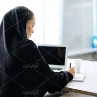 منشی و مشاور تلفنی خانم