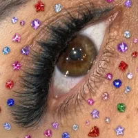 اکستنشن و کاشت و لیفت و لمینت