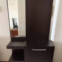 جاکفشی و آویز لباس