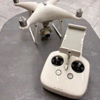 فانتوم 4 پرو/Dji phantom 4 pro مشابه نو با پلاک