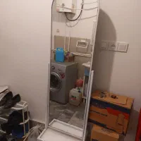 اینه قاب فلزی در حد نو