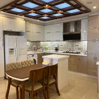 اجاره واحد ۲۵۰ متری لوکس مبله ویو دریا برج طاووس