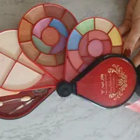 پک لوازم آرایشی