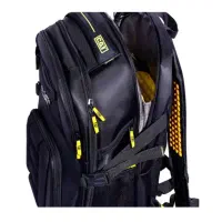 کوله پشتی جا مانده در ماشین