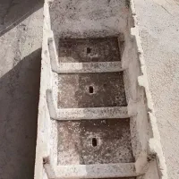 گلدان برای کاشت سبزی و گل و گیاه