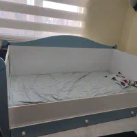 تخت و کمد کودک