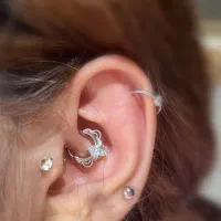 پیرسینگ بدلیجات خدمات