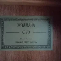 گیتار یاماها c70 همراه با کیس هارد و پایه نوت فلزی|گیتار، بیس، امپلیفایر|بابل, |دیوار