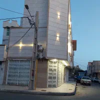 خانه ویلایی همراه با دومغازه کامل ومجزا|فروش خانه و ویلا|قم, تعویض پلاک|دیوار