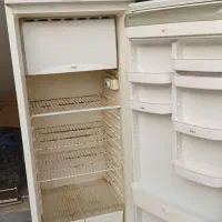 باسلام یک عدد یخچال پارس برای فروش