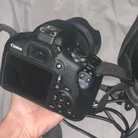 دوربین canon2000D