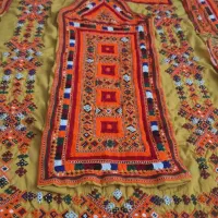 لباس دست دوچ