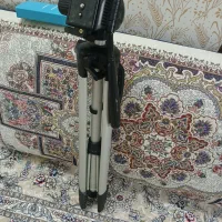 سه پایه دوربین