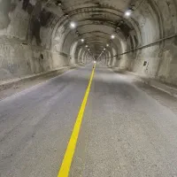 خانم علاقه مند به کار فنی