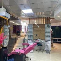 فروش تجهیزات ارایشگاه زنانه|آرایشگاه و سالنهای زیبایی|کرمان, |دیوار