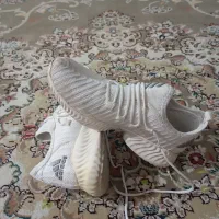 کفش ورزشی مردانه و زنانه