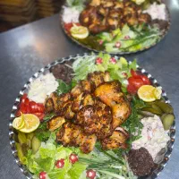 سالندار و خدمات رستوران