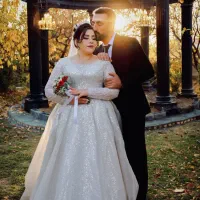 استودیو عکاسی و تصویربرداری لونا