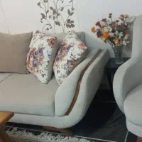 مبل هفت نفره بسیار تمیز و مرتب|مبلمان خانگی و میز عسلی|شیراز, نشاط|دیوار