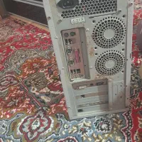 یک دستگاه کامپیوتر قدیمی ال جی برای فروش|رایانه رومیزی|ایذه, |دیوار