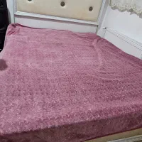 تخت خواب دو نفره همراه با یک عدد پایتختی|تخت و سرویس خواب|اردبیل, |دیوار