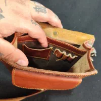 کیف رو دوشی،دانشجویی چرم گاوی اصل|کیف، کفش، کمربند|فولادشهر, C4|دیوار