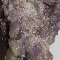 سنگ آمیتیست