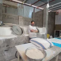 نیازمند خانم برای پخت نان