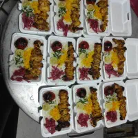نیاز به آشپز خانم