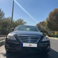 جنسیس مشکی ۲۰۱۱ خانگی