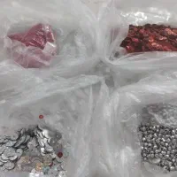 نگین و پولک