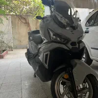 موتور سیکلت هاسکی