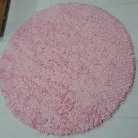فرش ماکارونی صورتی