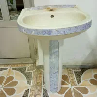 فروش یک عدد روشویی زیر وبالا