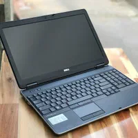 لپ تاپ پرقدرت8هسته ای corei7بارم قوی درحدآکبندنو