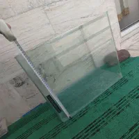 آکواریوم شیشه خم شرکتی به همراه لوازم