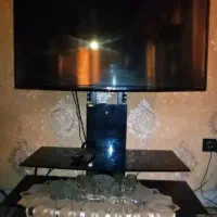 تلویزیون۴۲ اینچ LG ریسیور دار کاملا تمیز فروش فوری